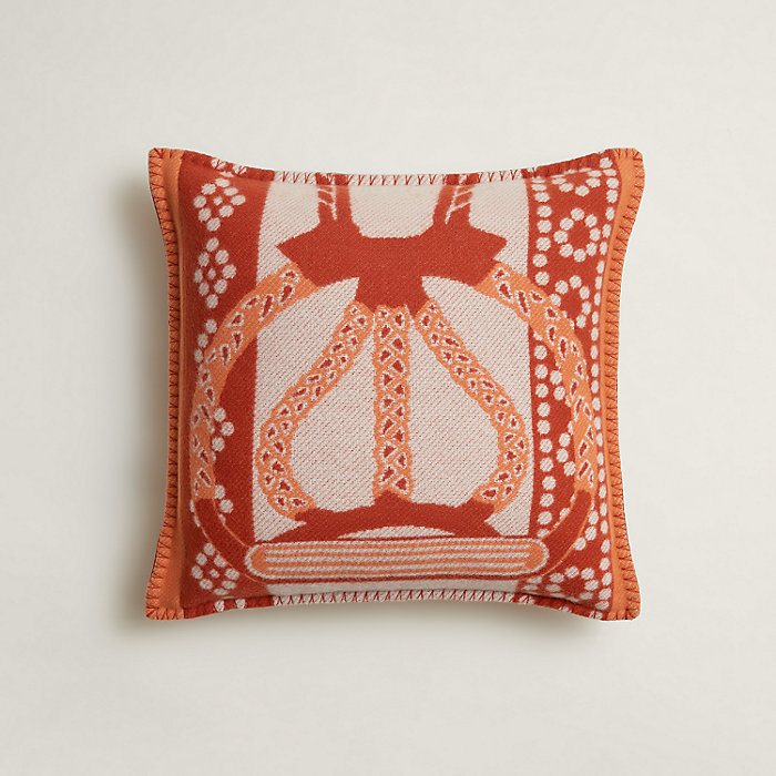 Tigre Altai 2 pillow | Hermès USA Tigre Altai 2 pillow | Hermès USA